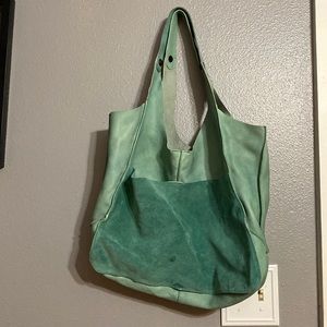 Free people green leather purse. Bought from Marshall’s. Used once on vacation